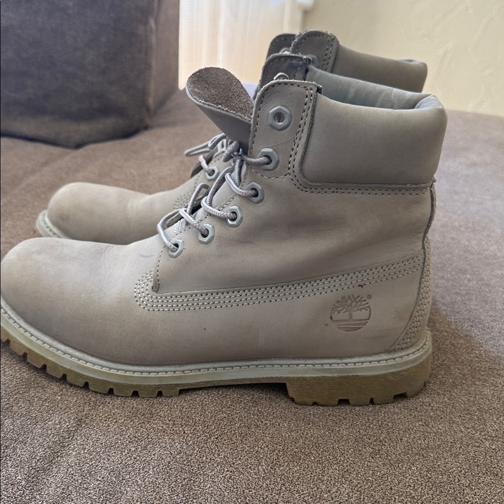 Timberland Kids Light Tan Lace-Up Ankle Boots